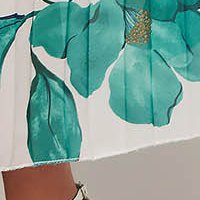 Virágmintás ruha midi harang alakú gumirozott derékrésszel rakott, pliszírozott muszlin