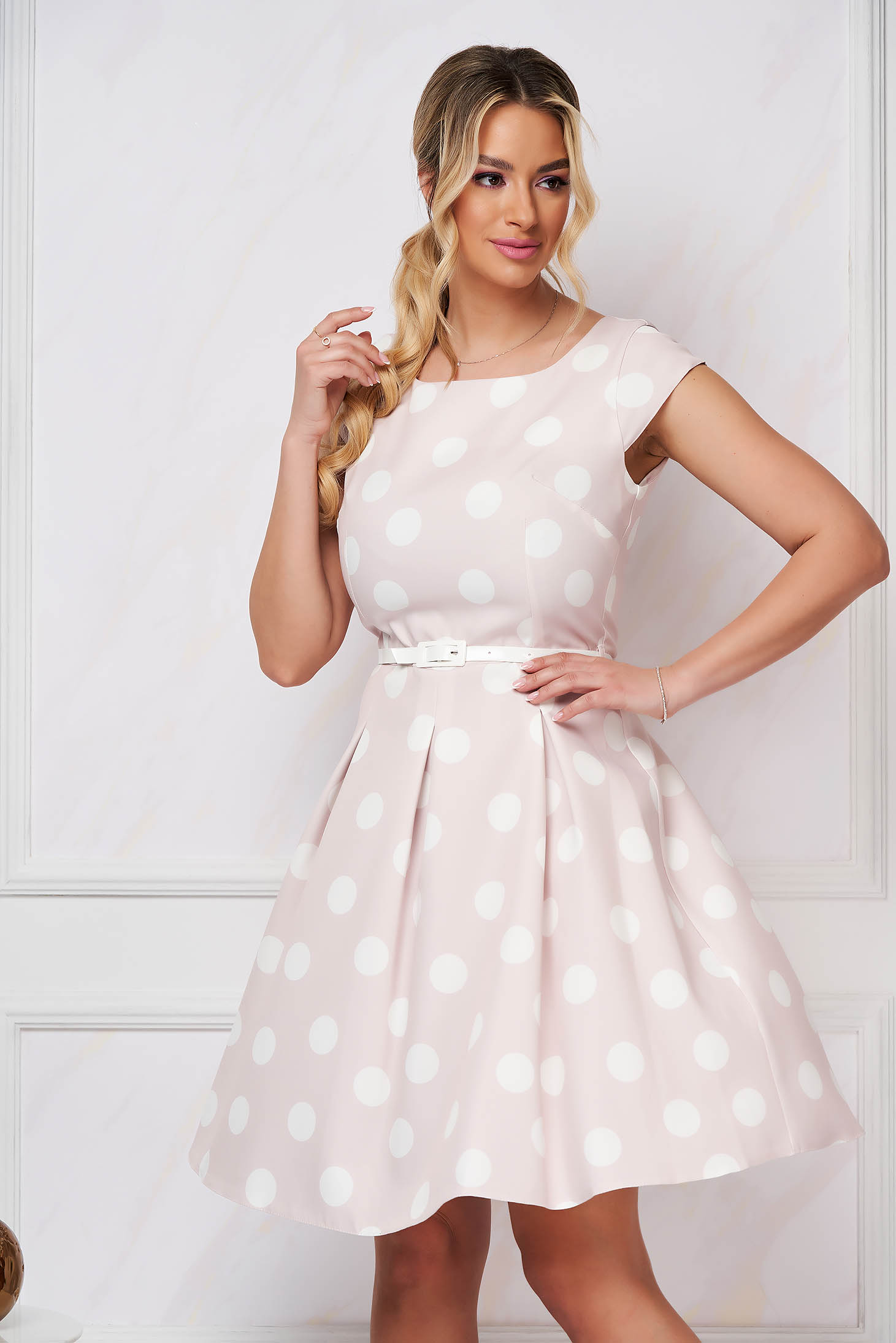 Dress cloche elastic cloth short cut with floral print