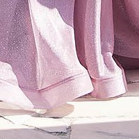 Pink harang hosszú tüll ruha csillogó és tollas díszítésekkel