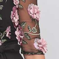 Rochie din voal si dantela in clos asimetric cu flori in relief - StarShinerS