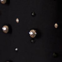 Fekete alkalmi egyenes midi ruha muszlin anyagból gyöngy és csillogó díszítésekkel