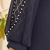 Rochie din stofa elastica bleumarin midi tip creion cu accesoriu tip colier si pietre strass