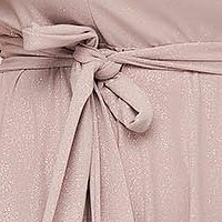 Elegáns ruha cappuccinobarna StarShinerS midi harang alakú gumirozott derékrésszel csillogó díszítések