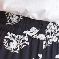 Darkblue short thin fabric loose fit medium waist