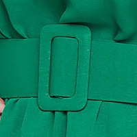 Zöld rövid harang alakú georgette ruha gumirozott derékrésszel öv típusú kiegészítővel