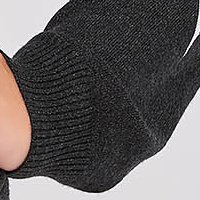 Fekete kötött bő szabású pulóver strassz köves díszítéssel