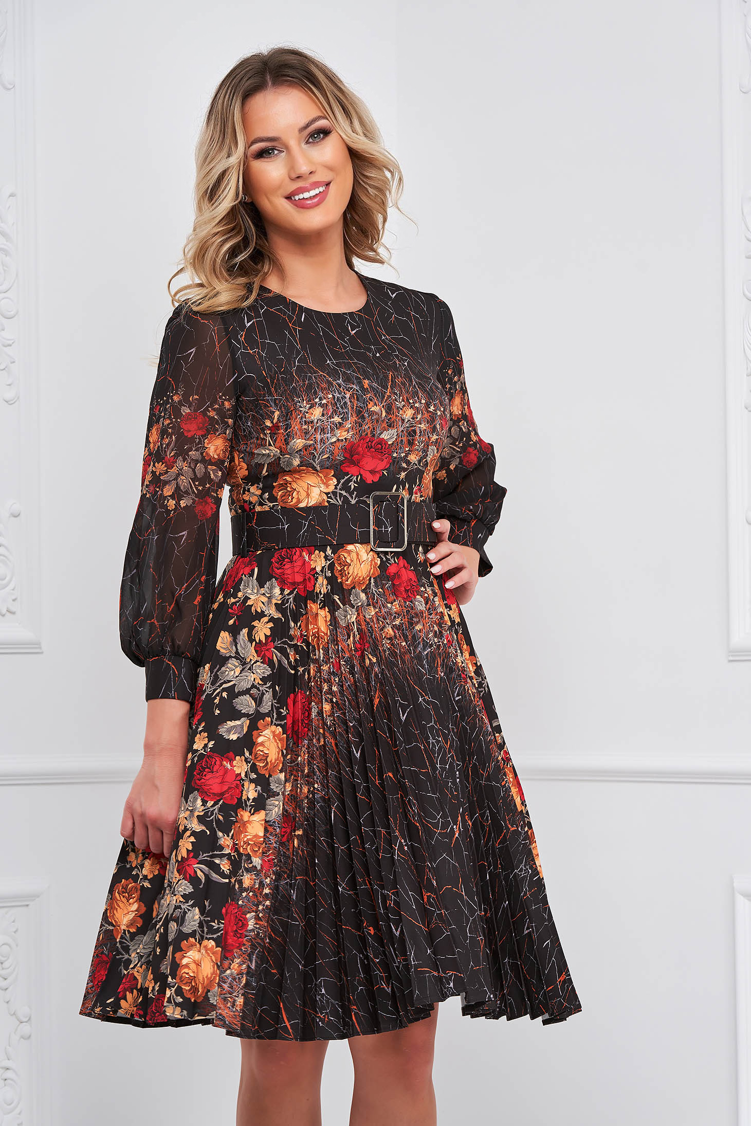 Dress elastic cloth midi cloche with veil sleeves pleated