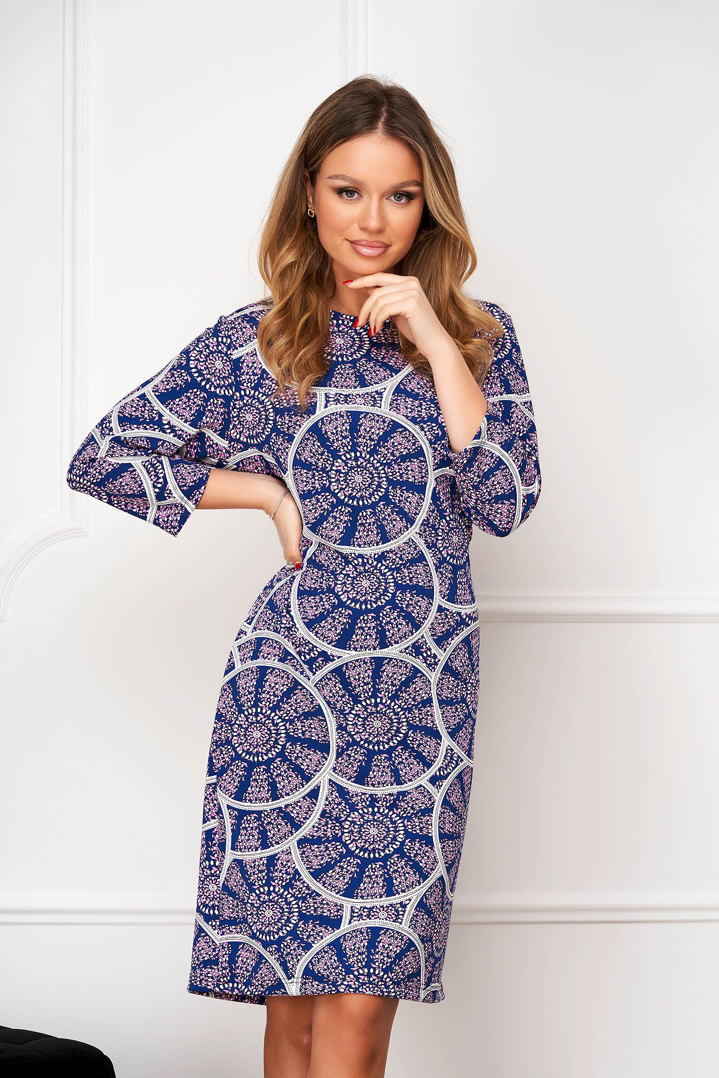 Rochie din crep cu croi drept si decolteu rotunjit - Lady Pandora