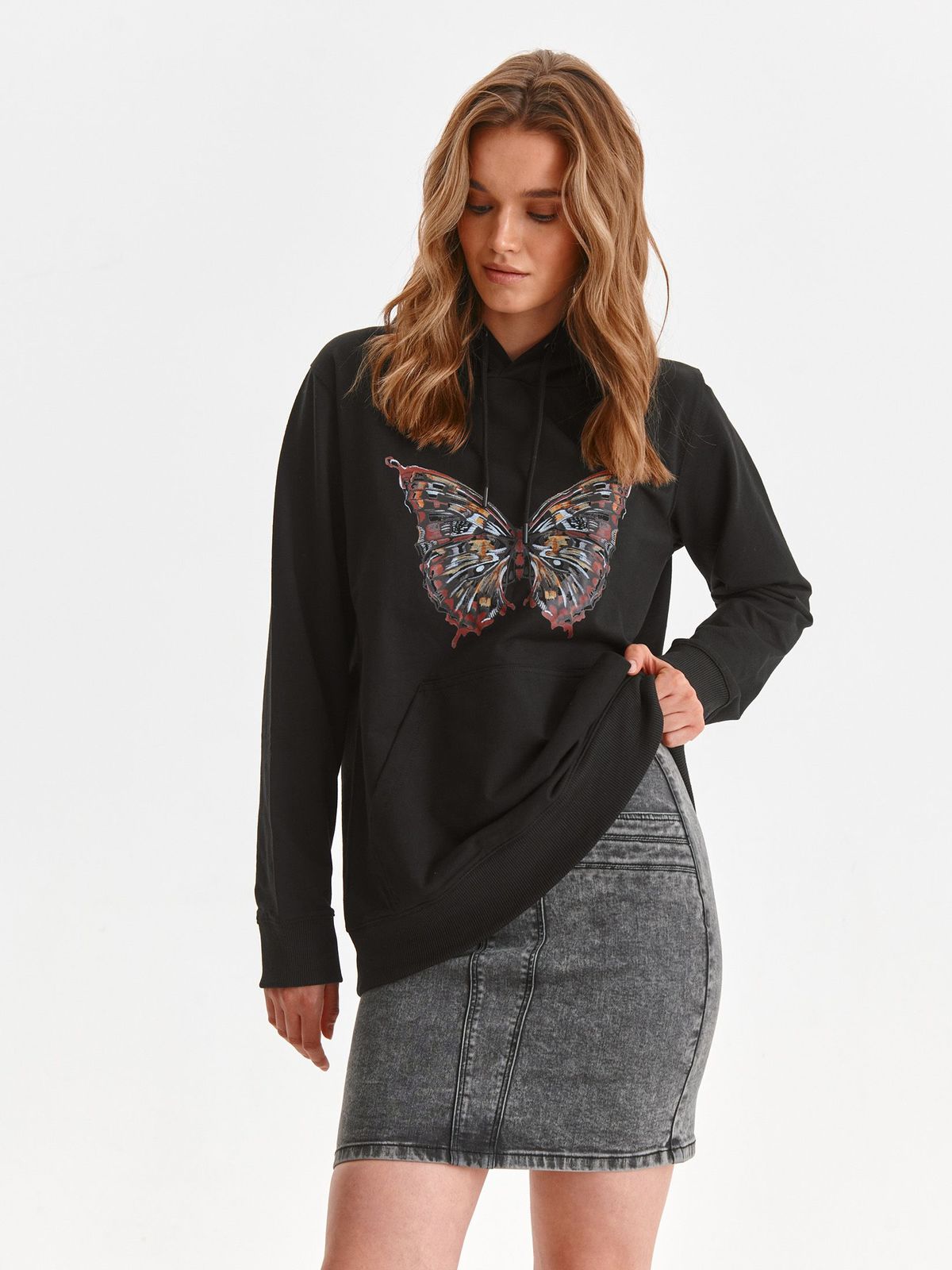Black women`s blouse loose fit a front pocket from elastic fabric