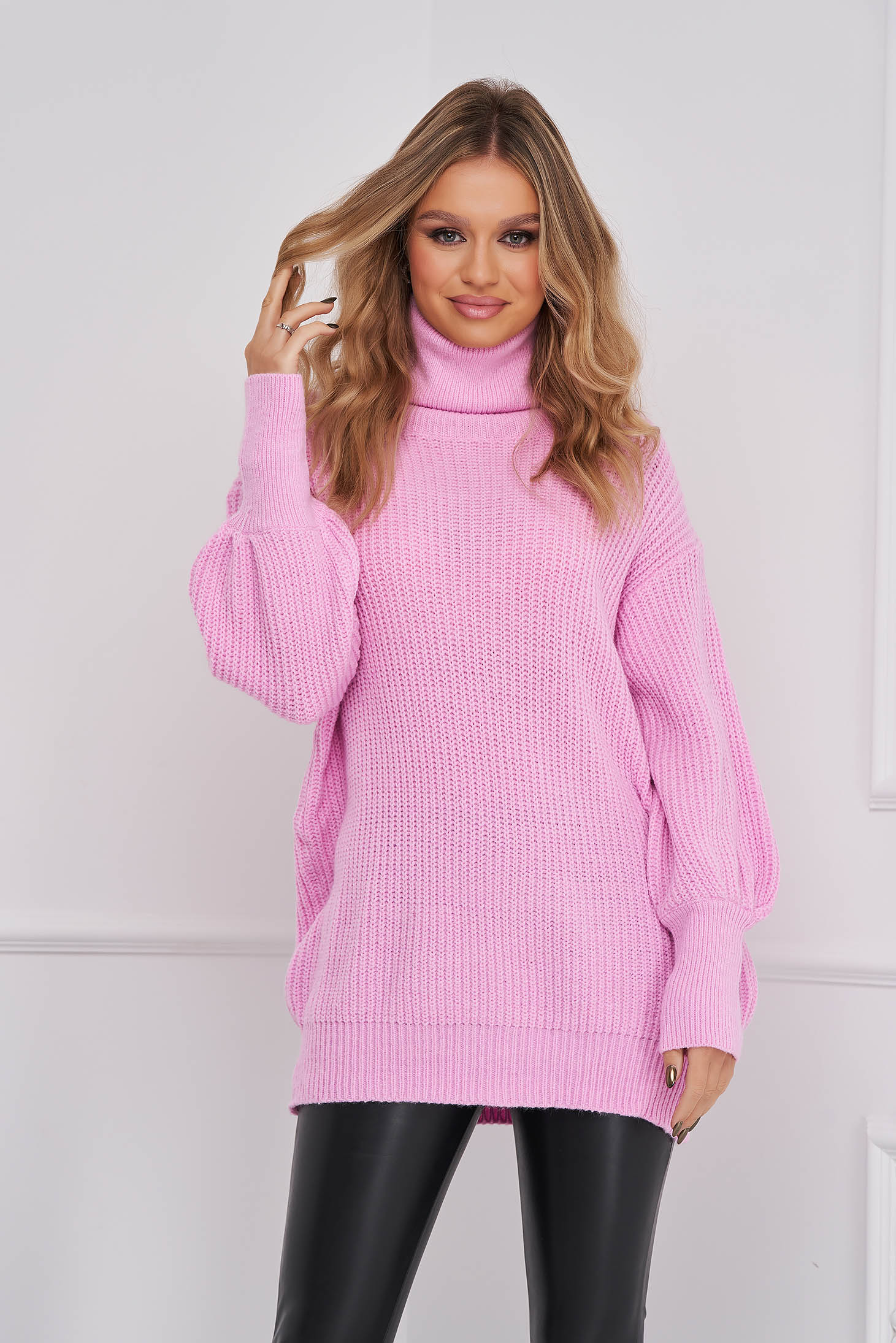 Lightpink sweater knitted loose fit high collar