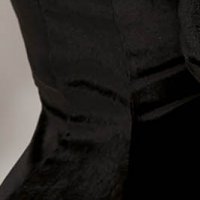 Fekete rövid harang ruha bársonyból kerekített dekoltázssal - StarShinerS