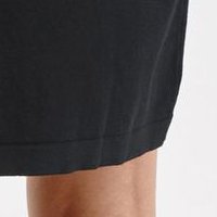 Black dress knitted short cut straight with puffed sleeves