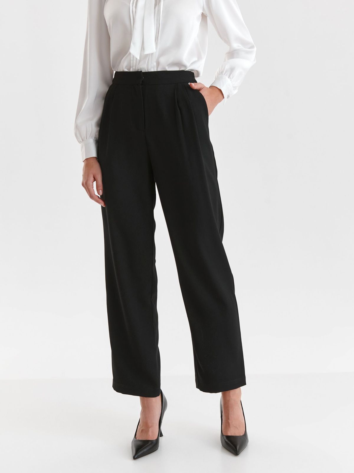 Black trousers flared with pockets high waisted slightly elastic fabric