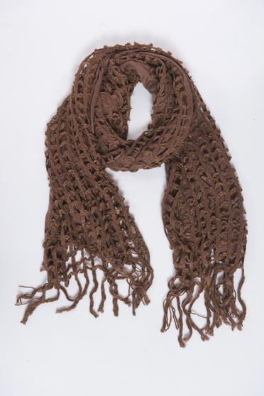 Brown scarf knitted with fringes