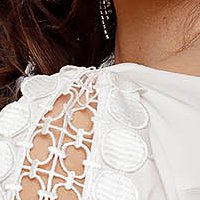 Női ing fehér pamutból készült szűkített kivágott ujjrész csipke díszítéssel