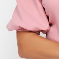 Púder rózsaszín krepp szűk szabású női blúz bő ujjú mandzsettával - StarShinerS