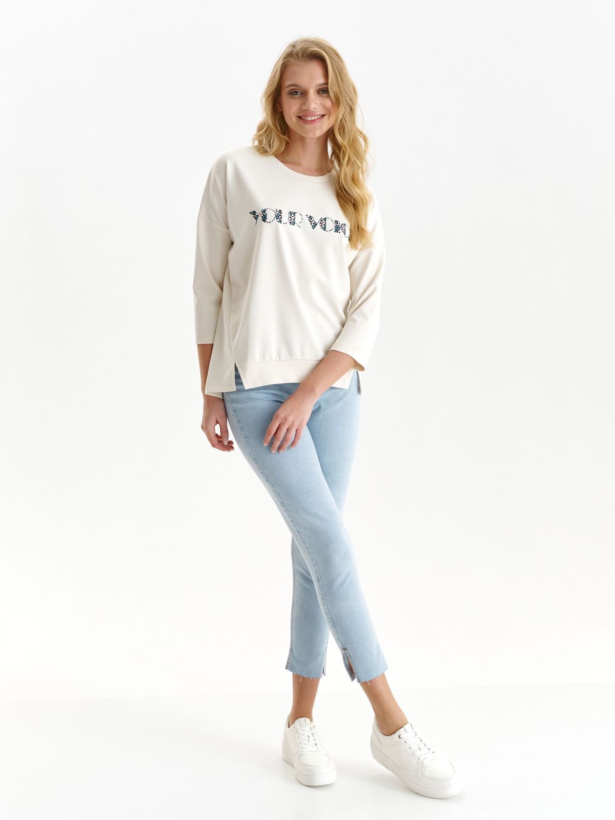 Bluza dama din material elastic ivoire cu croi larg si slit lateral - Top Secret