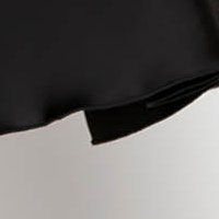 Fekete szatén midi ruha csengős ujjakkal - StarShinerS