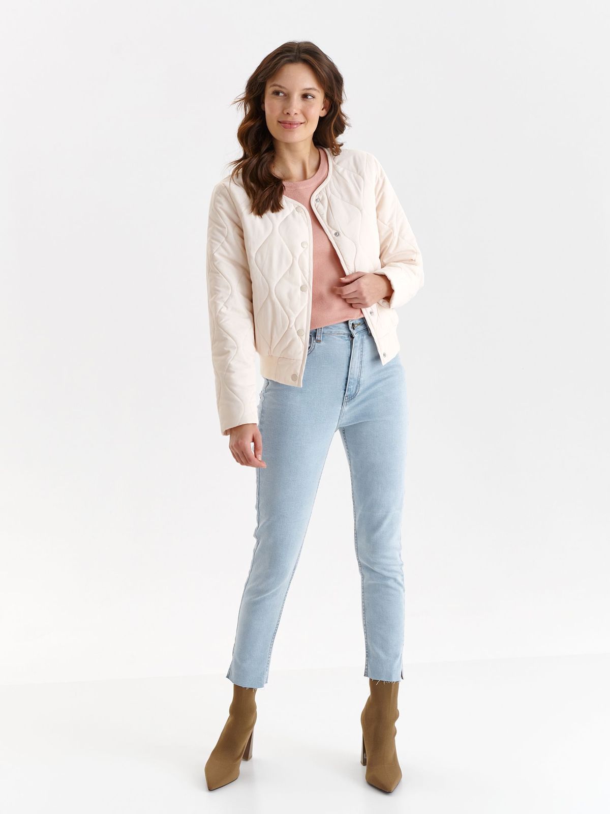 Cream jacket from slicker short cut loose fit lateral pockets