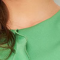 Világos zöld rövid bő szabású fodros ruha enyhén rugalmas szövetből - StarShinerS