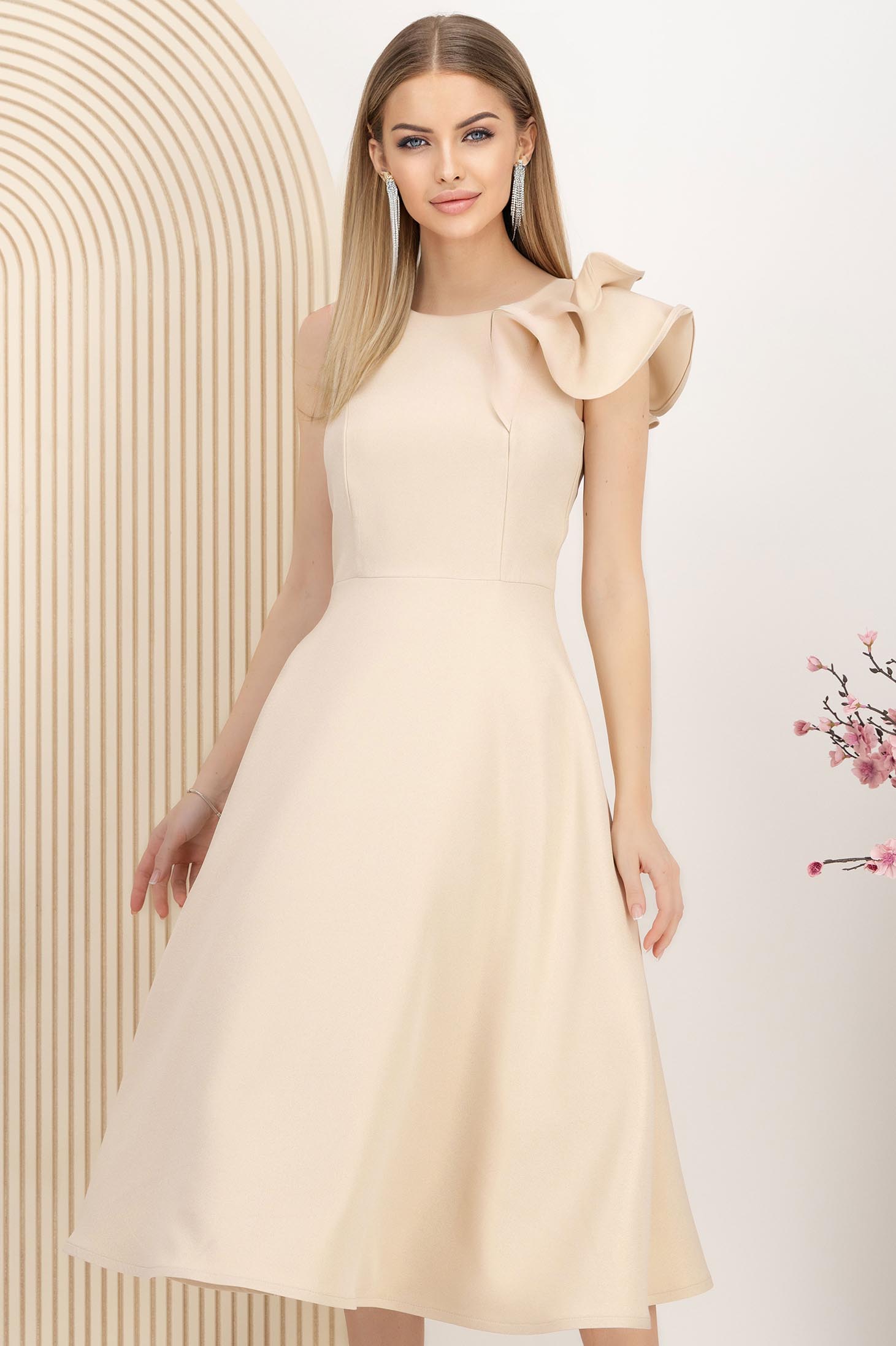 Rochie din stofa cu sclipici bej midi in clos cu volanas pe umar - StarShinerS 1 - StarShinerS.ro