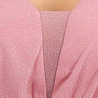 Púder rózsaszínű hosszú harang ruha tüllből csillogó és tollas díszítésekkel