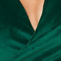 Rochie din catifea verde in clos cu decolteu petrecut - StarShinerS