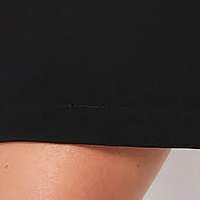 Fekete a-vonalú ruha enyhén rugalmas szövetből hímzett betétekkel - StarShinerS