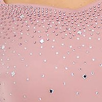 Rochie din neopren roz pudra tip creion cu maneci trei-sferturi din dantela