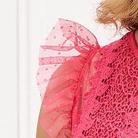 Pink ruha tüllből harang alakú gumirozott derékrésszel kötött csipke