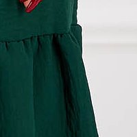 Sötétzöld georgette ruha harang alakú gumirozott derékrésszel kendő jellegű gallérral