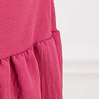 Pink georgette ruha harang alakú gumirozott derékrésszel kendő jellegű gallérral