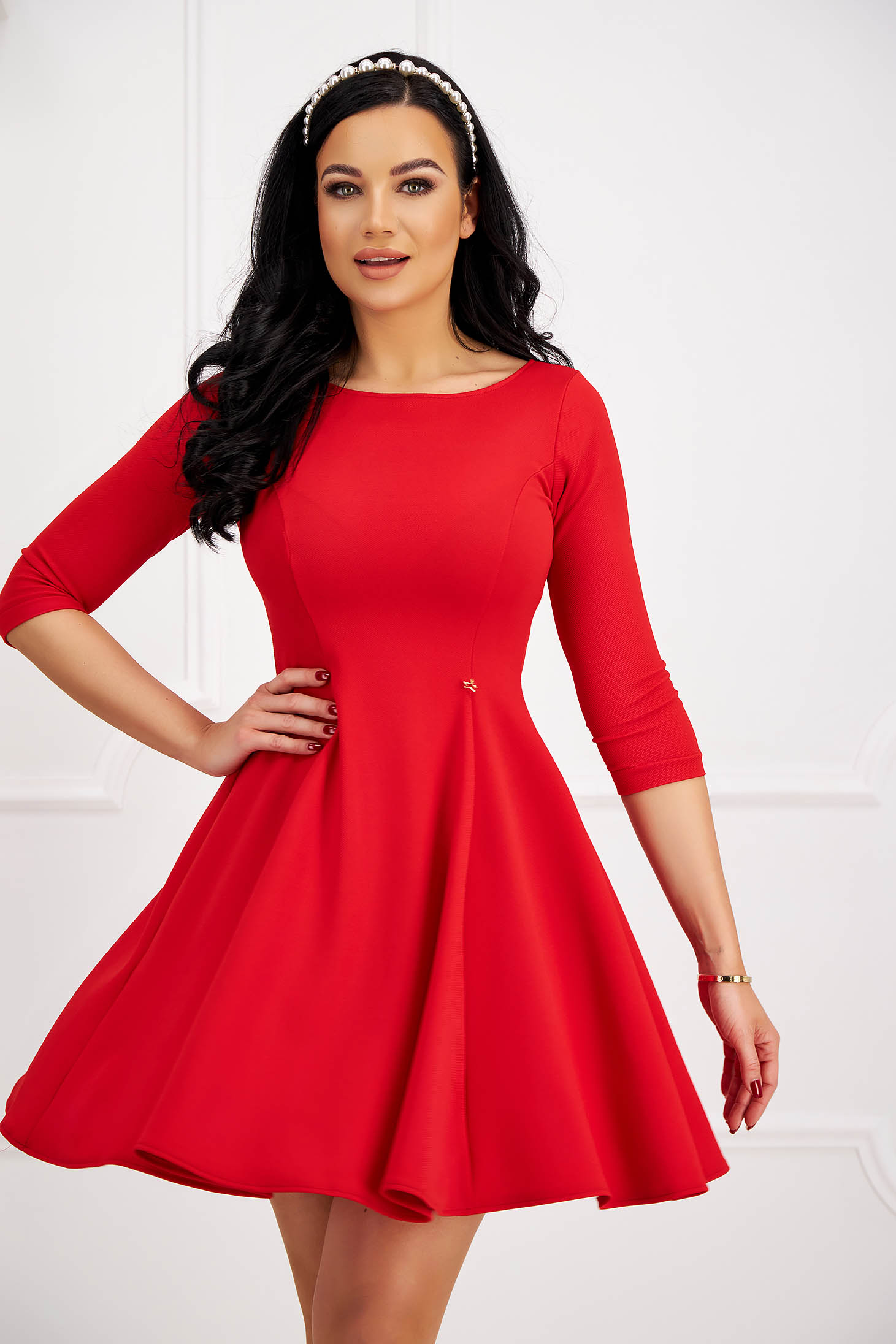 Red Crepe Short A-Line Dress with Round Neckline - StarShinerS