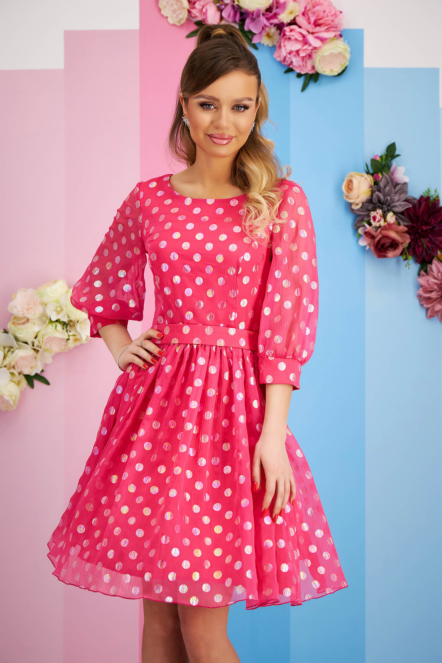 - StarShinerS fuchsia dress from veil fabric cloche with dots print accessorized with tied waistband