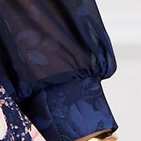 Dark blue dress pleated slightly elastic fabric accessorized with belt cloche
