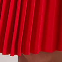 Piros krepp rakott, pliszírozott harang ruha öv típusú kiegészítővel