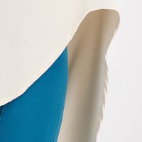 Bluza dama oversize din material subtire crem asimetrica cu croi larg - SunShine