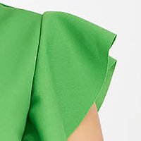 Lightgreen dress pleated crepe cloche accessorized with belt