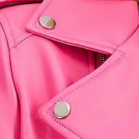 Geaca din piele ecologica roz cu un croi drept accesorizata cu franjuri textili - SunShine
