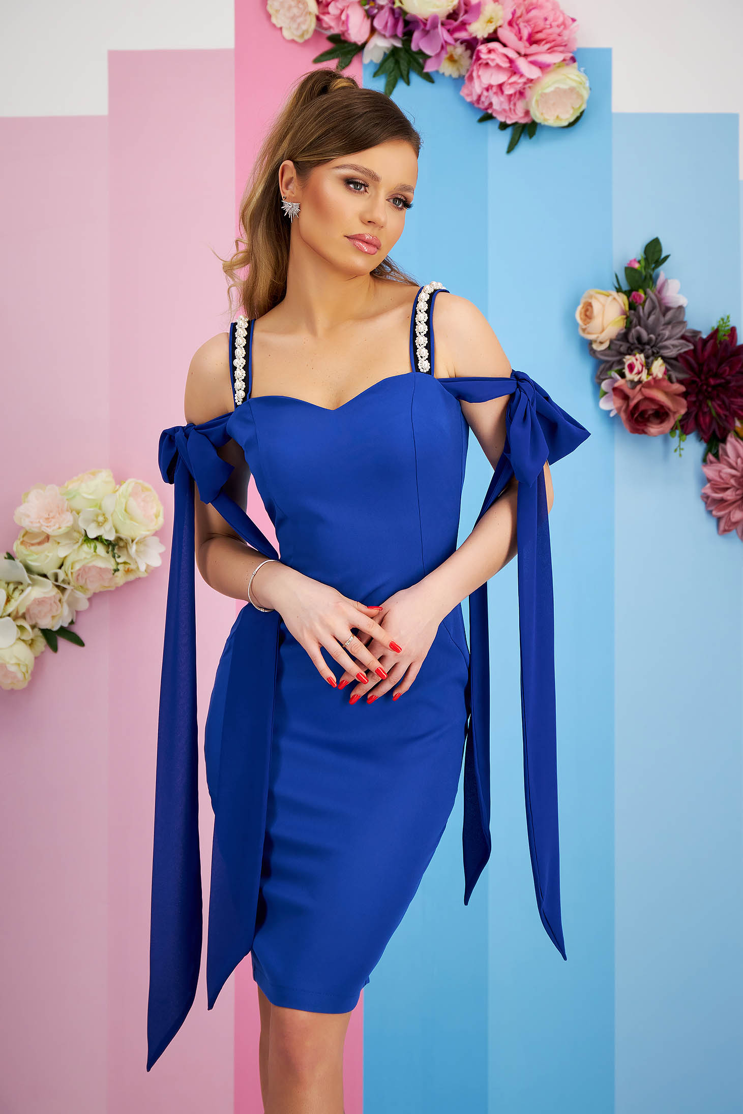 Rochie din stofa elastica albastra midi tip creion cu aplicatii cu perle pe umeri - StarShinerS