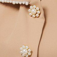 Pardesiu din stofa usor elastica nude cu un croi drept si aplicatii cu perle - PrettyGirl
