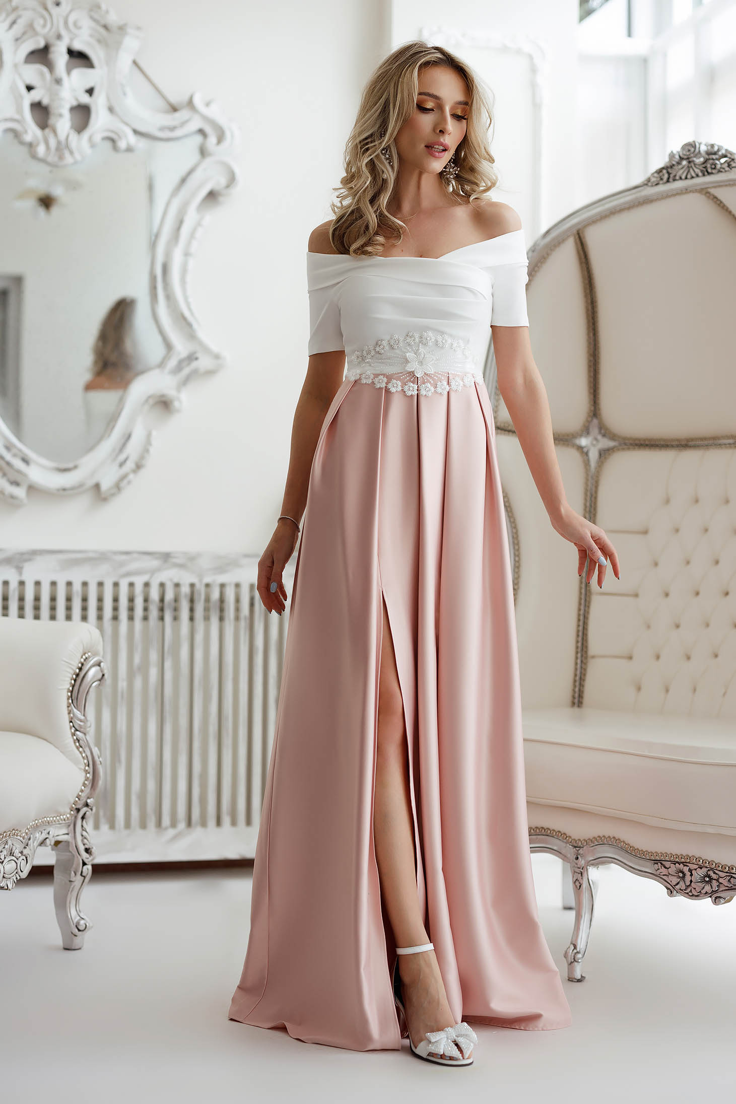 Világos rózsaszínű taft hosszú harang ruha 1 - StarShinerS.hu