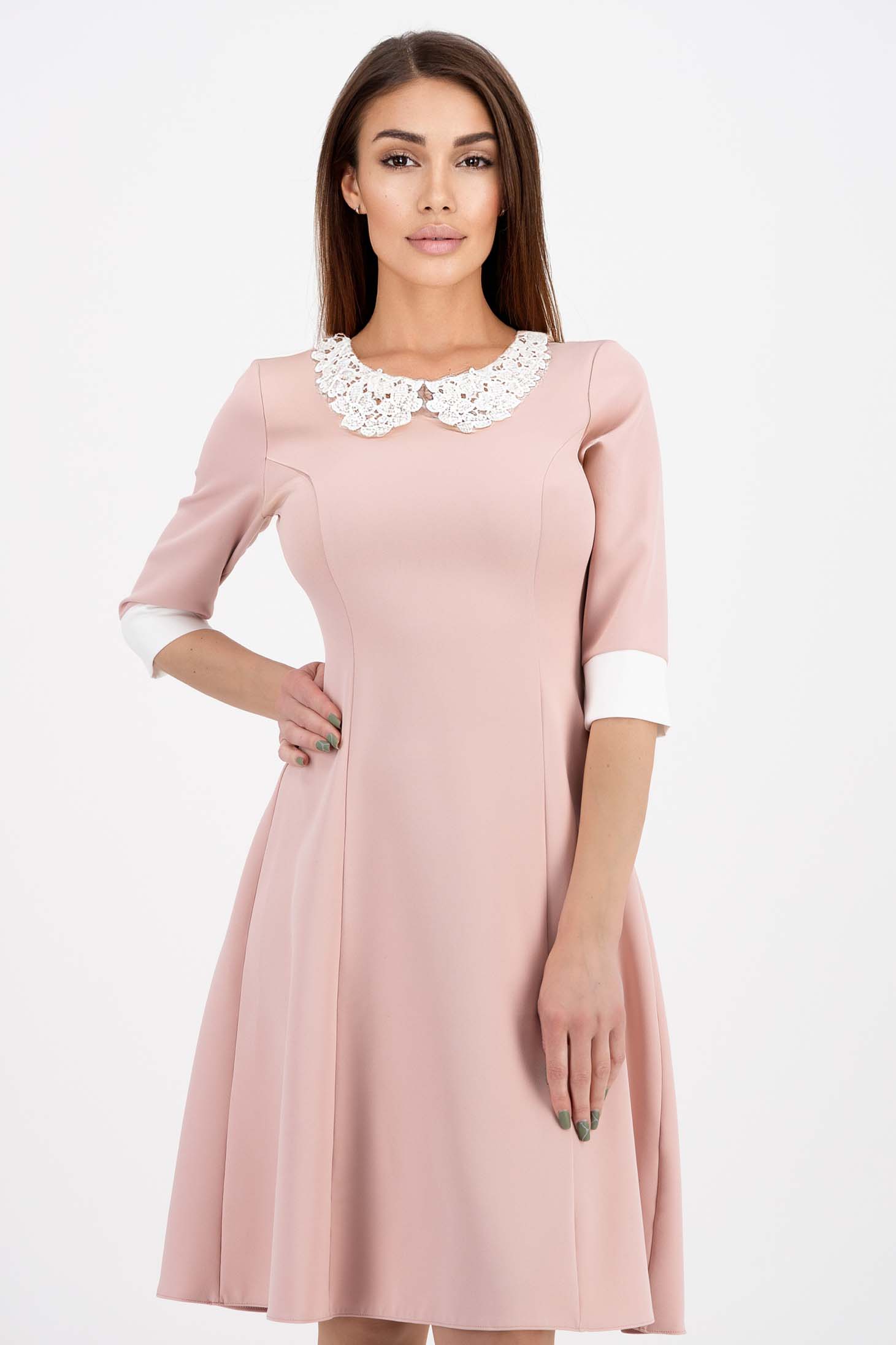 Rochie din stofa usor elastica roz pudra in clos cu guler decorativ - StarShinerS 1 - StarShinerS.ro