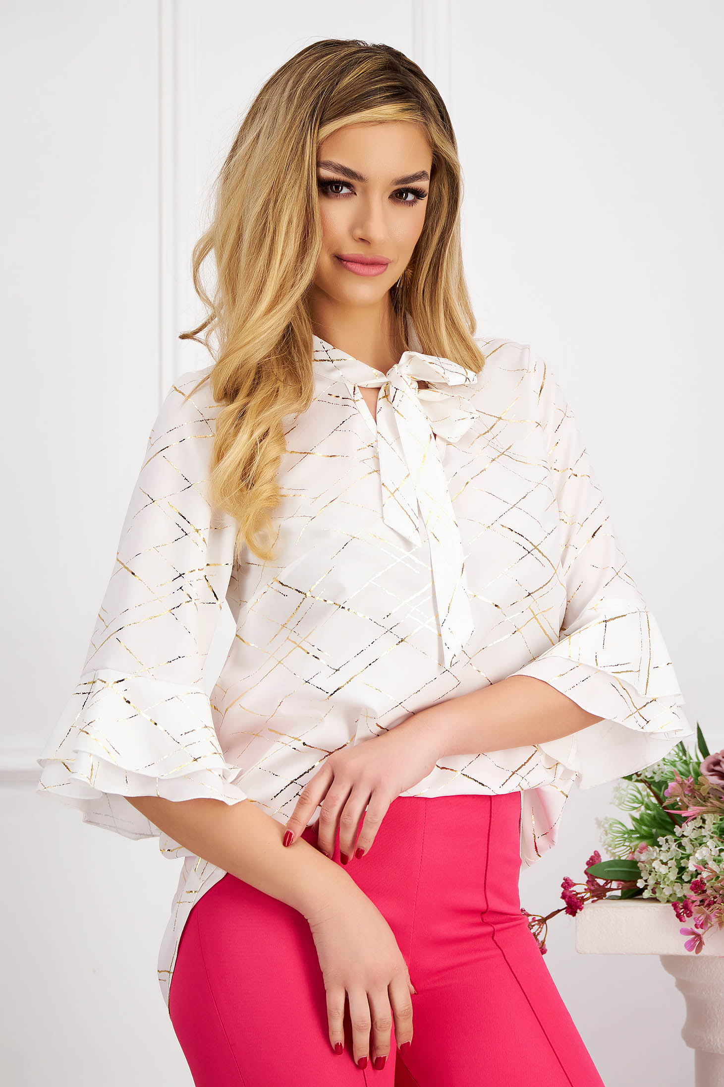 Ladies' blouse made of thin white material with a wide asymmetrical cut and scarf-type collar - StarShinerS 1 - StarShinerS.com