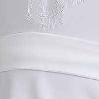 Rochie din stofa usor elastica ivoire in clos cu buzunare laterale si aplicatii de dantela - Fofy