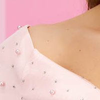 Rochie din tafta roz deschis scurta in clos cu aplicatii cu perle - StarShinerS
