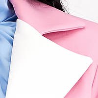 Compleu din stofa elastica roz cu revere contrastante - StarShinerS