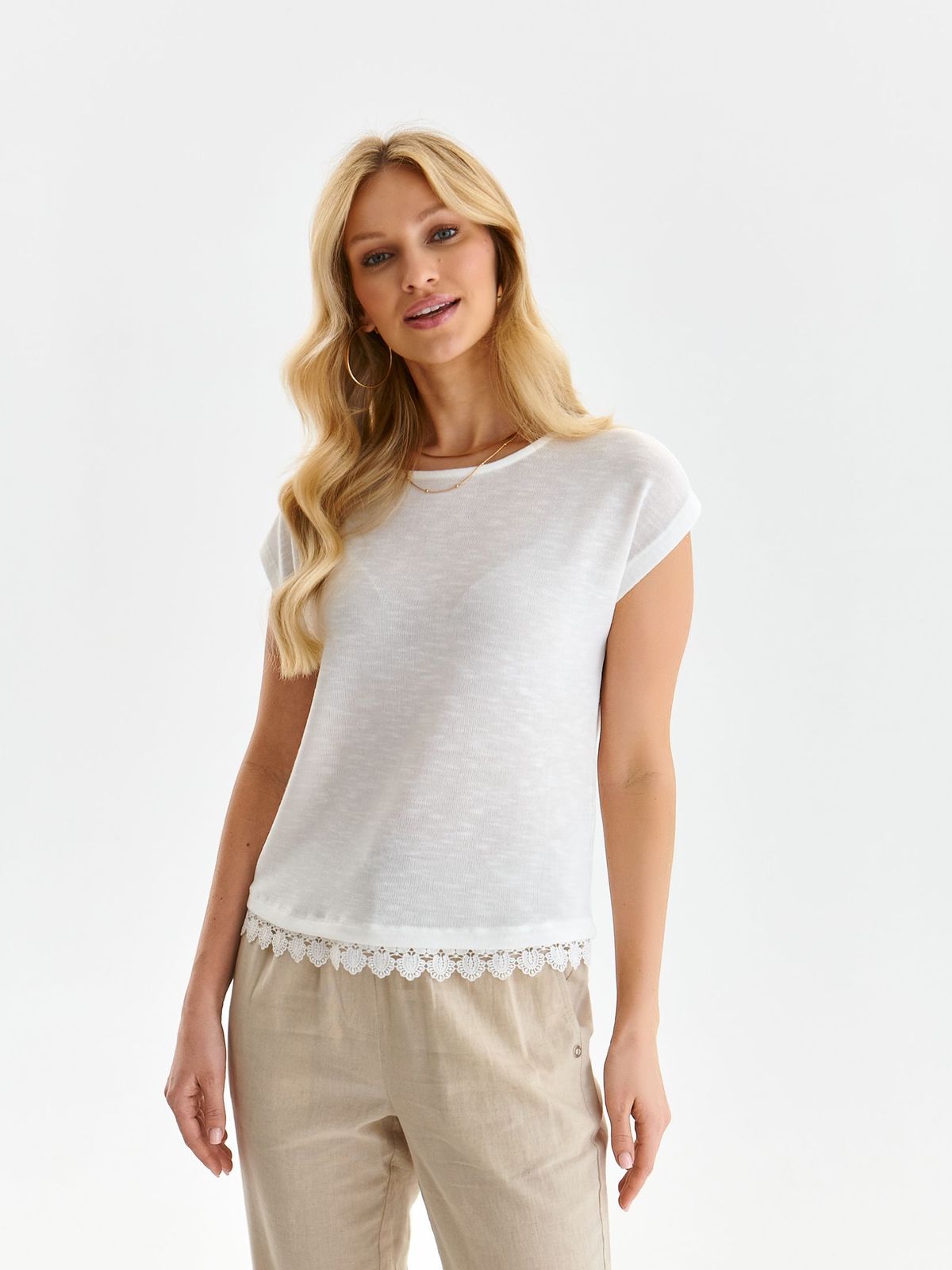 White t-shirt cotton loose fit with lace details