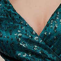Green dress long taffeta with v-neckline with sequin embellished details