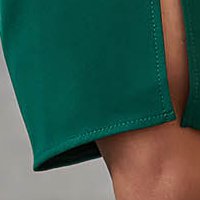 Zöld rövid rugalmas szövetű ráncokkal mintázott ceruza ruha elöl felsliccelt